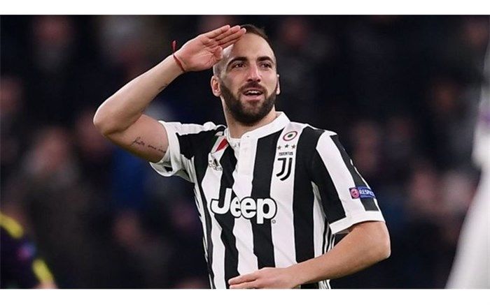 دام پولدارها برای بانوی پیر؛ جانشین ستاره اوروگوئه‌ای از ایتالیا می‌آید