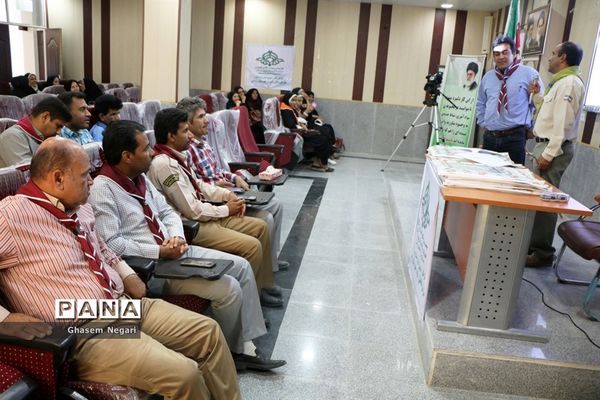 مراسم تجلیل از مربیان پیشتاز مدارس شهرستان رودان