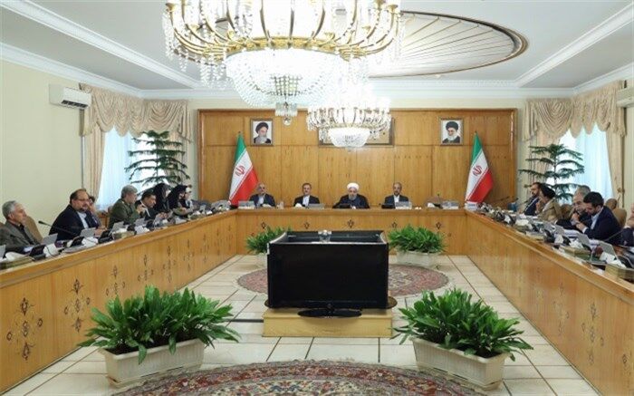 روحانی در واکنش به  برخی از اظهارنظرها پس از خروج آمریکا از برجام: این روزها به یاد جمله «این تذهبون؟» امام می‌‌افتم