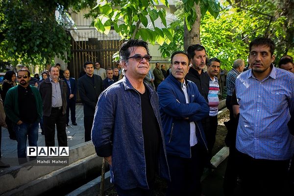 تشییع پیکر مرحوم قاسم افشار