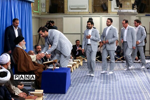 محفل انس با قرآن کریم در حضور رهبر معظم انقلاب
