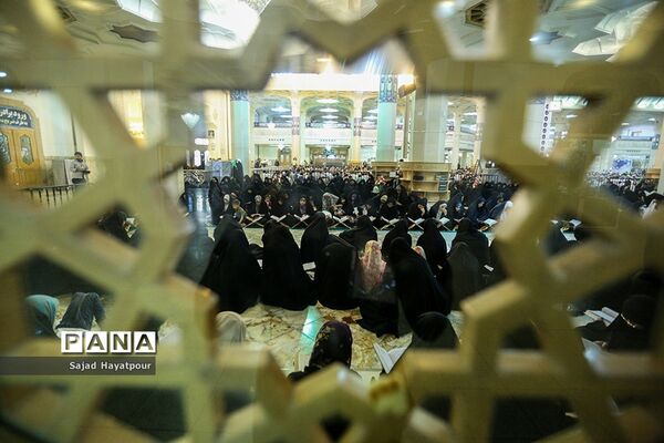 ترتیل خوانی در حرم مطهر حضرت معصومه (س)