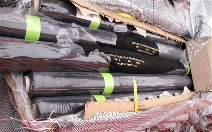 دستگیری قاچاقچی پوشاک و ضبط کالای مکشوفه