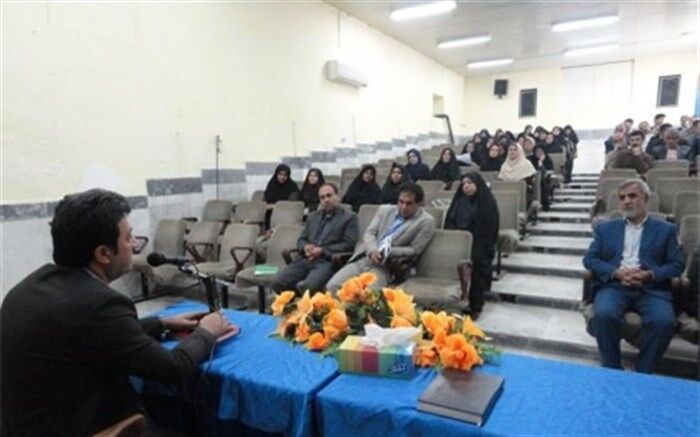 آموزش و پرورش رکن اصلی جامعه است