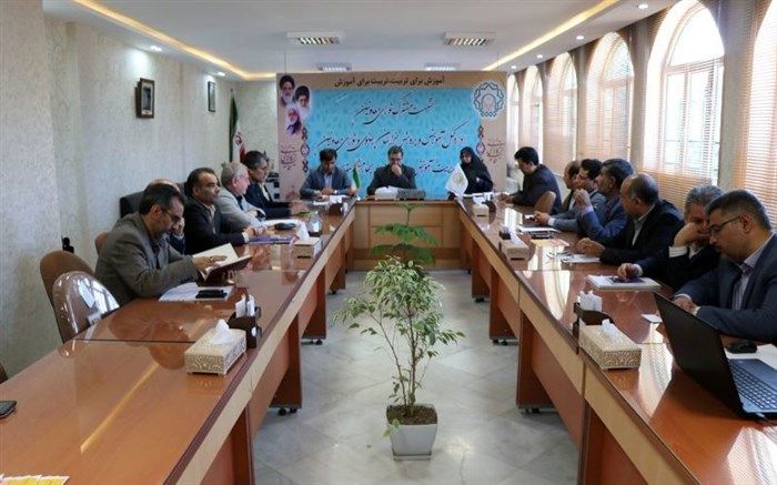 مدیر  اداره آموزش و پرورش ناحیه چهار مشهد: به دنبال پرورش نسلی خردگرا ، پرسشگر و پیرو قرآن وعترت هستیم