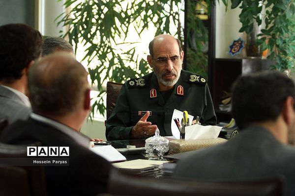 نشست تخصصی اردوهای دانش آموزی راهیان نور