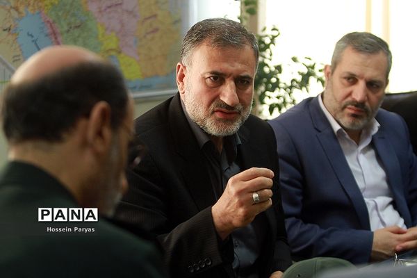 نشست تخصصی اردوهای دانش آموزی راهیان نور