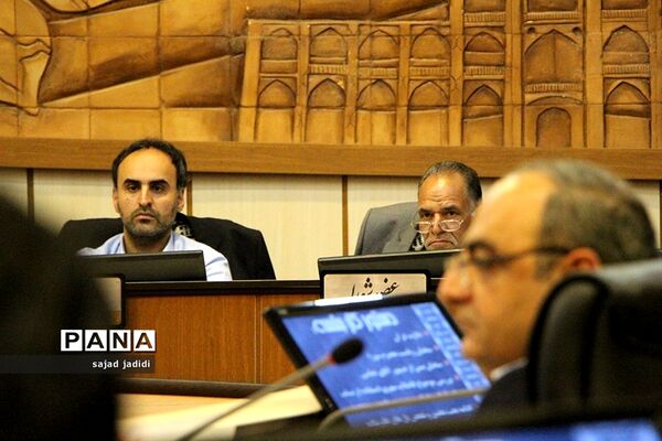 استفاده از پساب در آبیاری فضای سبز یزد