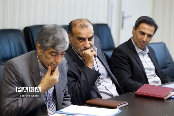 نخستین نشست مشورتی سازمان دانش آموزی