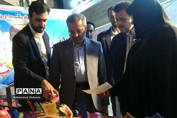 حضورعلیرضا کاظمی معاون پرورشی و فرهنگی وزارت آموزش و پرورش در نمایشگاه قرآن کریم