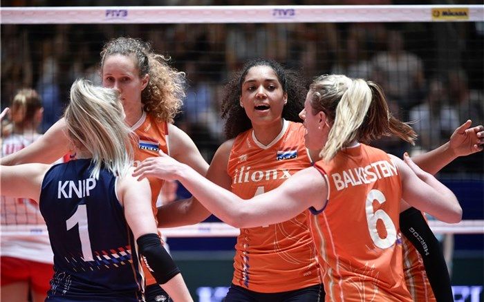 لیگ ملت‌های والیبال زنان؛ هلند با هوادارانش مدعی شد