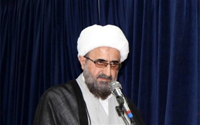 خانواده و معلمان، دو بال آموزش و تربیت اسلامی در جامعه هستند