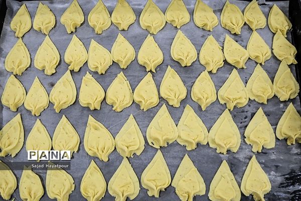 پخت زولبیا و بامیه در ماه رمضان