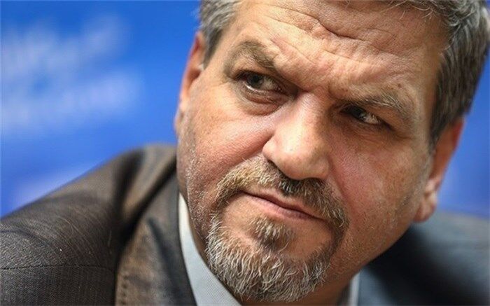 مشاجره لفظی کواکبیان و لاریجانی ؛ حاجی بابایی نباید پشت تریبون اعلام می‌کرد به نفع چه کسی انصراف داد