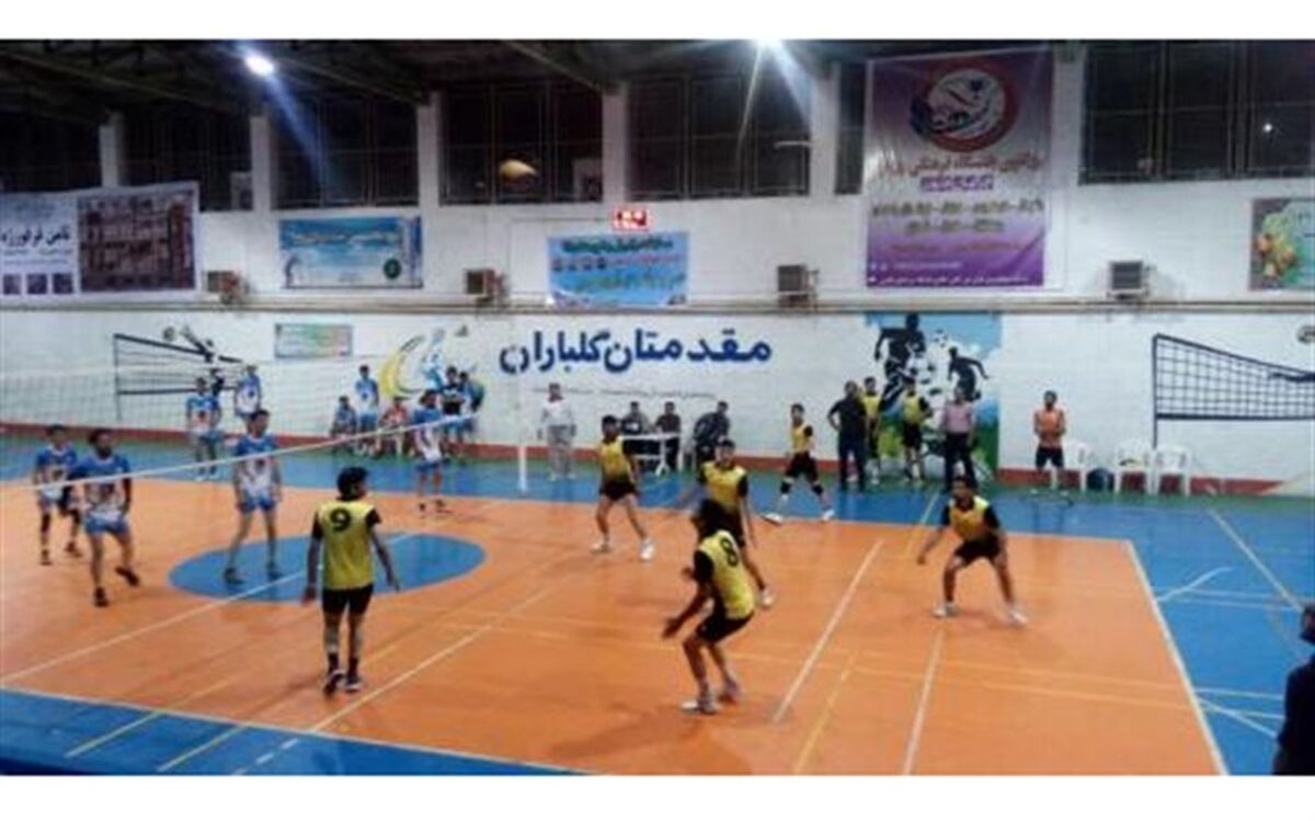 رقابت 22 تیم والیبال درجام رمضان والیبال شهرستان قاینات