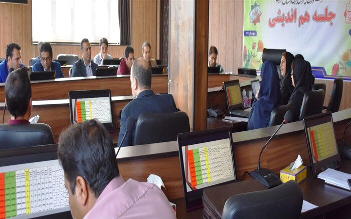 جلب همکاری جایگاه های CNG در پروژه های پیک سایی توزیع برق مرکزی