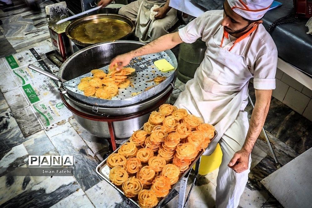 زولبیای رمضان شیرینی سفره های افطار