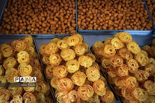 زولبیای رمضان شیرینی سفره های افطار