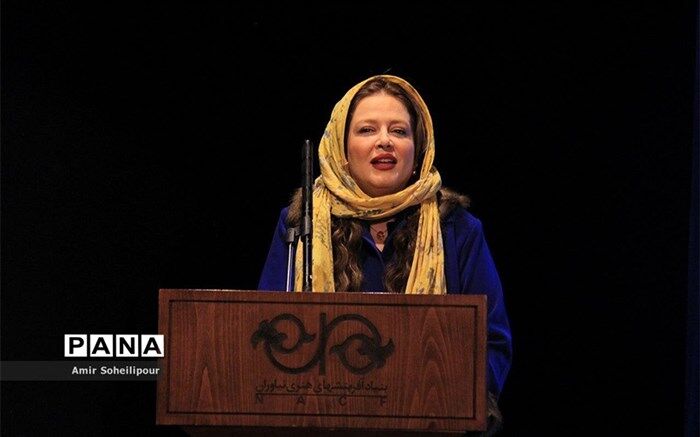 بهاره رهنما: وقت نکردم تلویزیون ببینم!