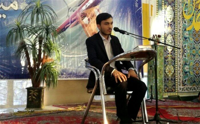 تلاش و توفیق الهی کلید واژه های موفقیت من هستند