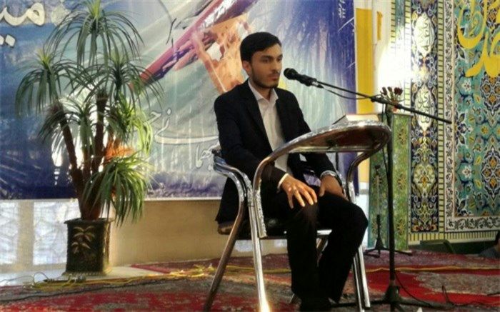 تلاش و توفیق الهی کلید واژه های موفقیت من هستند