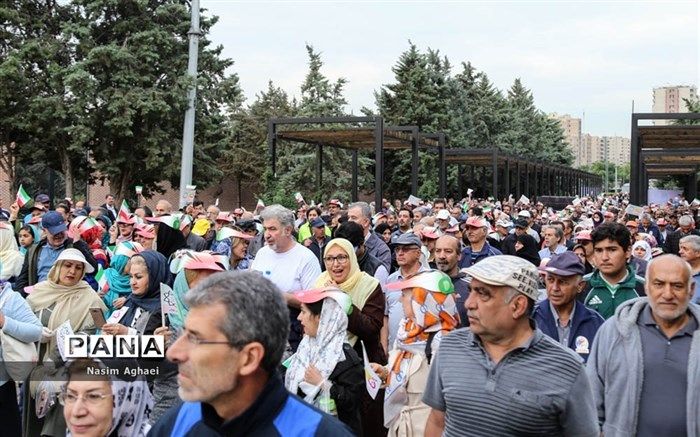 اجرای کامل همسان سازی حقوق بازنشستگان بالای ۸۰سال شهرداری تهران