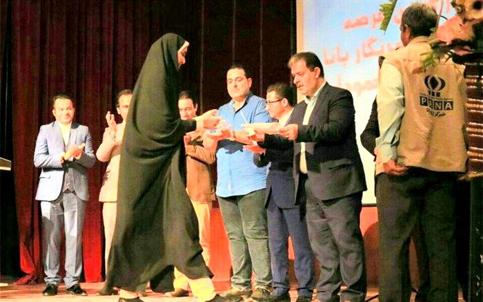 دانش‌آموزان خبرنگار محمودآباد تجلیل شدند