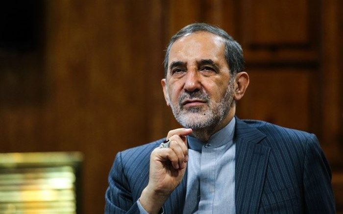 انتقاد روزنامه جمهوری اسلامی از ولایتی: حرف توده ای ها را تکرار می کنید،آقای دکتراطفال!