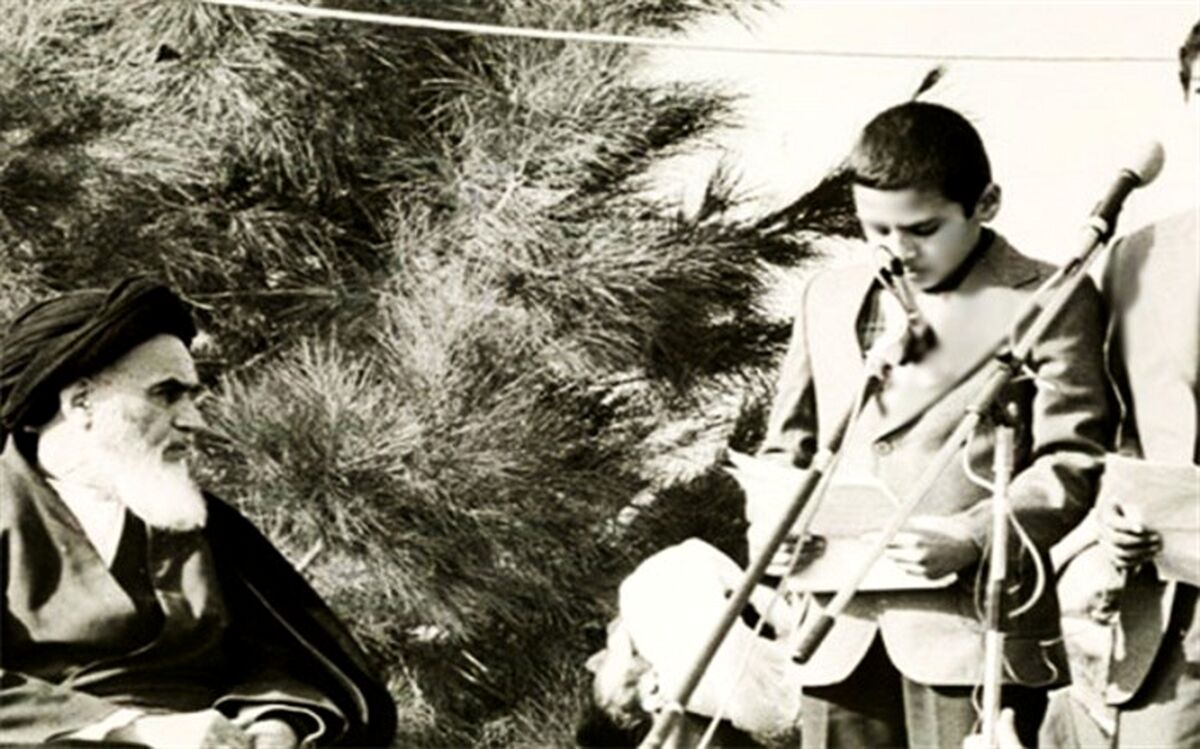 امام خمینی (ره) در سرودهای انقلابی