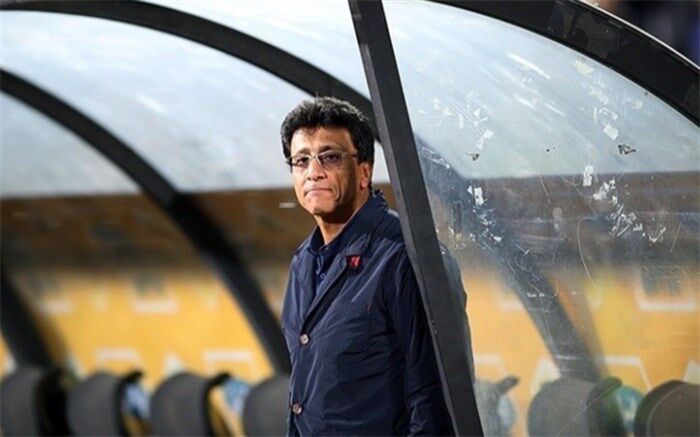 بحران پیش فصل در لیگ برتر؛ صمد مرفاوی از هدایت استقلال خوزستان استعفا کرد