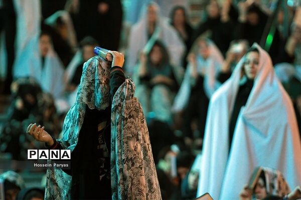 احیای شب نوزدهم رمضان در حرم امامزاده صالح