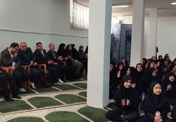  جشن مهارت آموزی در دبیرستان دخترانه ایران