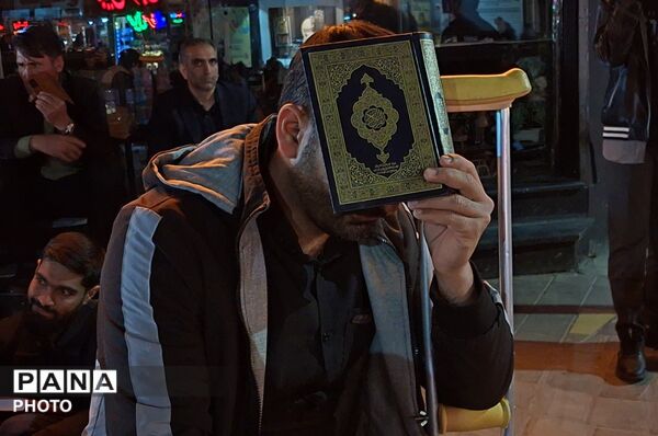 مردم کاشمر در کف خیابان عزاداری کردند
