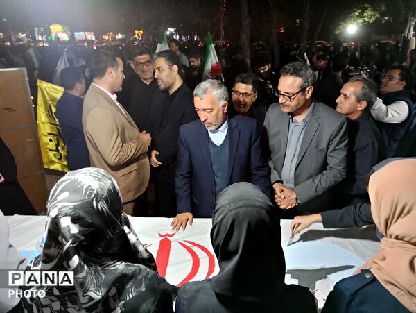 پویش فرهنگی آموزشی باهم قوی تریم