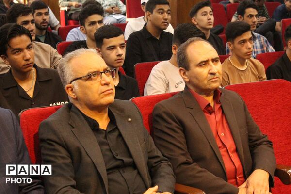 اولین همایش کنکور و امتحانات نهایی در ناحیه یک مشهد
