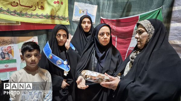 برپایی موکب سازمان دانش‌آموزی همراه با بسیج دانش‌آموزی در شهرستان فارسان