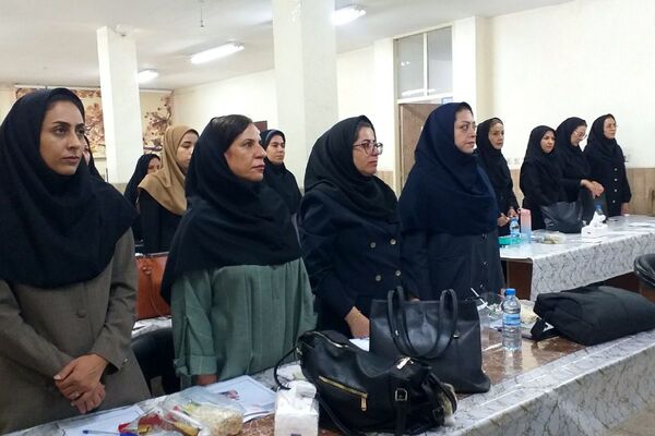 برگزاری کارگاه پیشگیری از آسیب‌های اجتماعی در دبیرستان شهید همت ملارد 