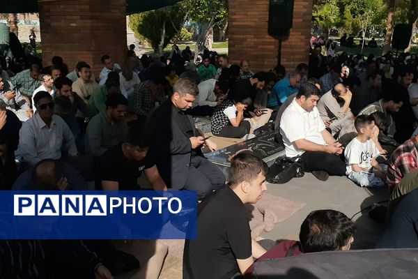  مراسم ختم دعای عرفه کنار مزار شهدای گمنام نسیم شهر 