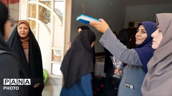 یک مدرسه، هزار قصه؛ اول مهر از قاب خدیجه‌ کبری ۲