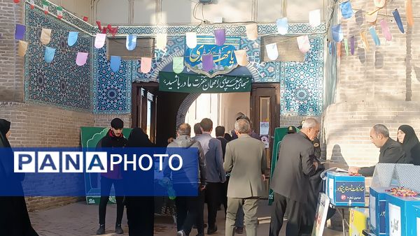 برگزاری نماز عید فطر در شهرستان نیشابور 