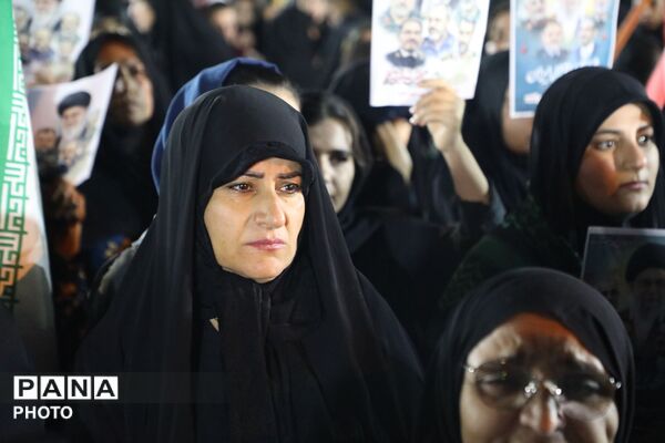  ادای احترام به ارتحال رهبر معظم انقلاب