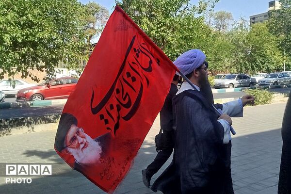  از صباشهر تا مصلای تهران؛ بدرقه‌ای عاشقانه برای رهبر شهید