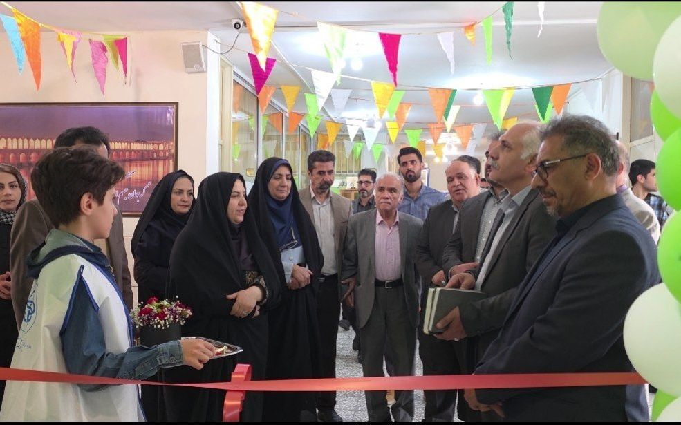 افتتاح استانی اتاق بهداشت در دبستان فرهنگیان۲ اصفهان