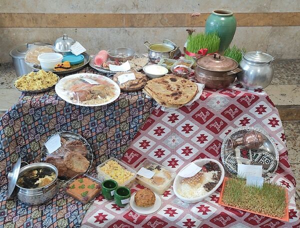 برگزاری نمایشگاه آداب و رسوم اقوام مختلف ایرانی به‌ مناسبت عید نوروز در آموزشگاه شهید نوروزعلی حسینی  