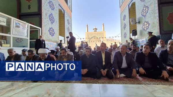 مراسم غبارروبی ضریح مطهر حضرت سلطانعلی(ع) همزمان با میلاد پیامبر(ص) و امام صادق(ع) در مشهد اردهال