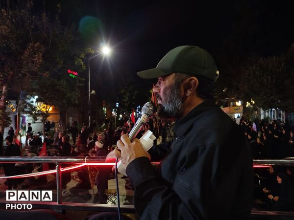 خیابان امام خمینی شهرستان نیشابور باز هم اجتماعات شبانه مردم این شهر را در برمی‌گیرد