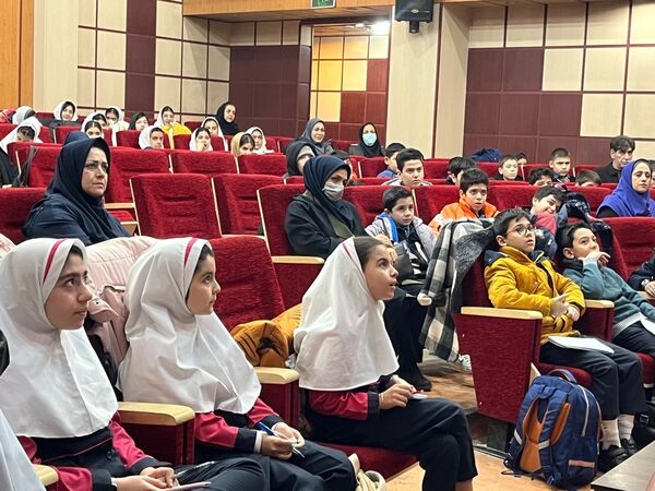 کارگاه آموزشی جشنواره سفیران سلامت با موضوع ایستگاه امدادی