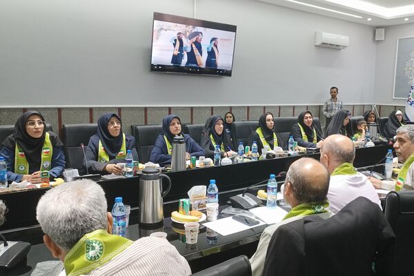 نشست هم‌اندیشی پیشکسوتان سازمان دانش‌آموزی استان کرمانشاه