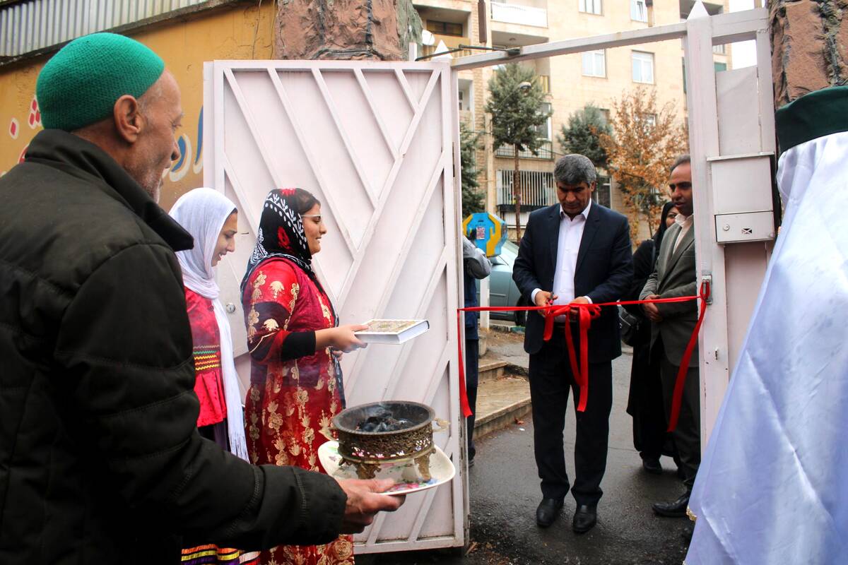  آیین افتتاح جشنواره ماها و ایران‌مون در دبیرستان خدیجه کبری پردیس 
