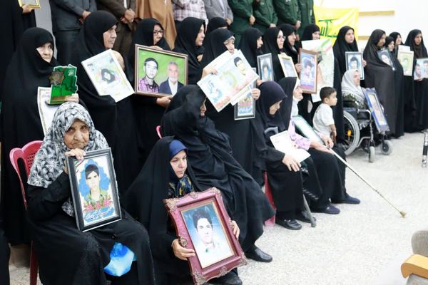 همایش مادران پرچم دار در شهرستان خلیل‌آباد 
